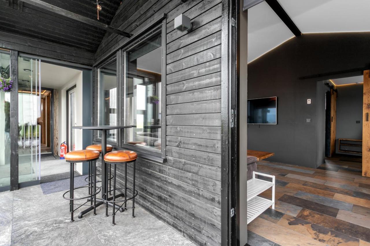 Modern Villa *